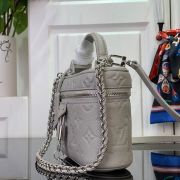 LV Vanity Chain Pouch(HIGH-END GRADE)