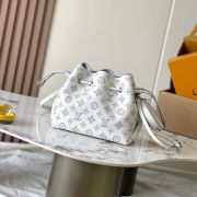 LV Bella(HIGH-END GRADE)