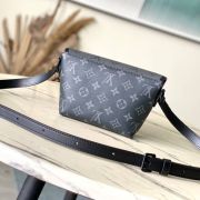 LV Pulse Wearable Wallet G65