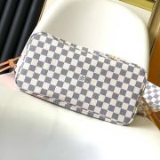 LV Neverfull MM Tote