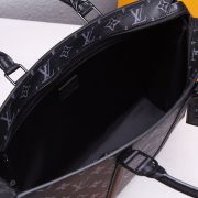 LV Sac Plat Horizontal Zippe