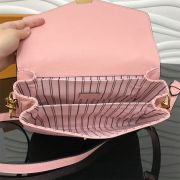LV Pochette Metis Handbag