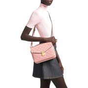 LV Pochette Metis Handbag